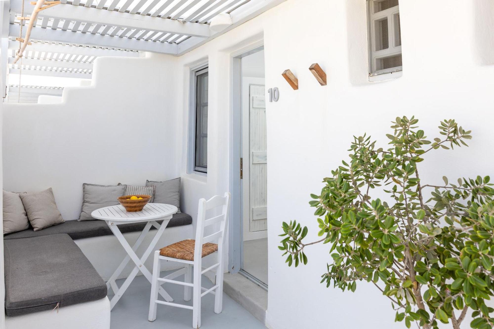 Flisvos Beach Apartments Naxos City エクステリア 写真